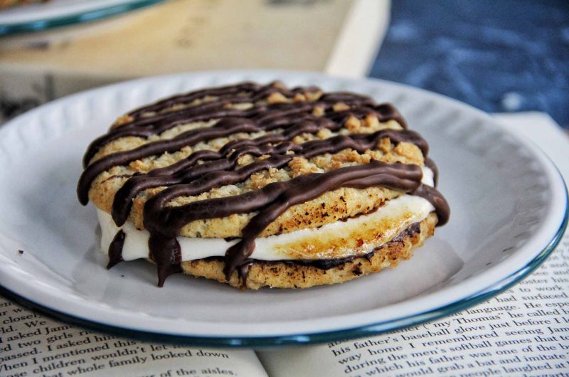 S'mores Cookie Sandwiches